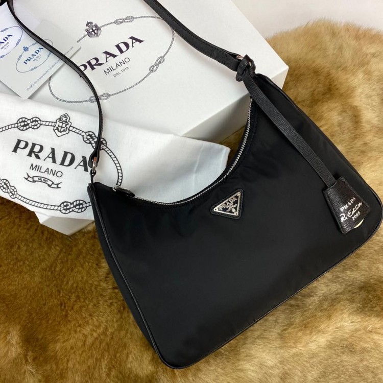 PRADA RE-EDİTİON 2005 NYLON SERİES 